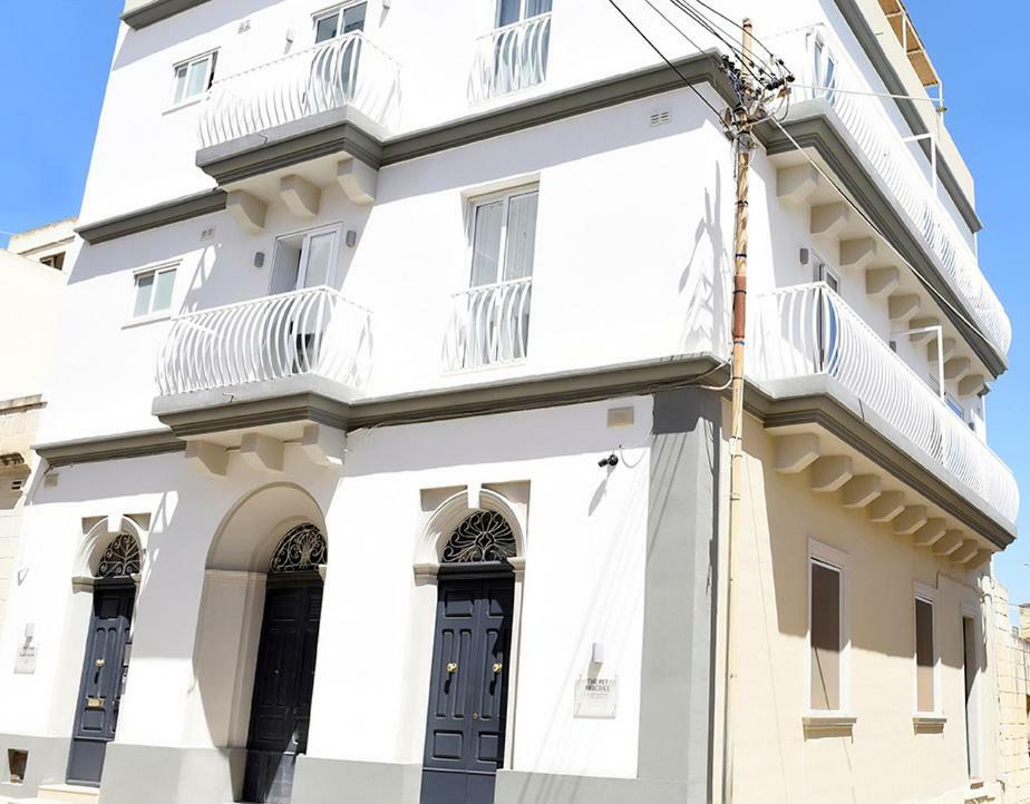 المليحة 13 Village Apartments المظهر الخارجي الصورة